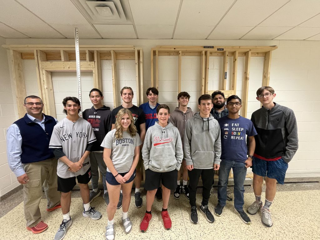 The Civil Engineering and Architecture Class of 2021-22, 11 students and one teacher