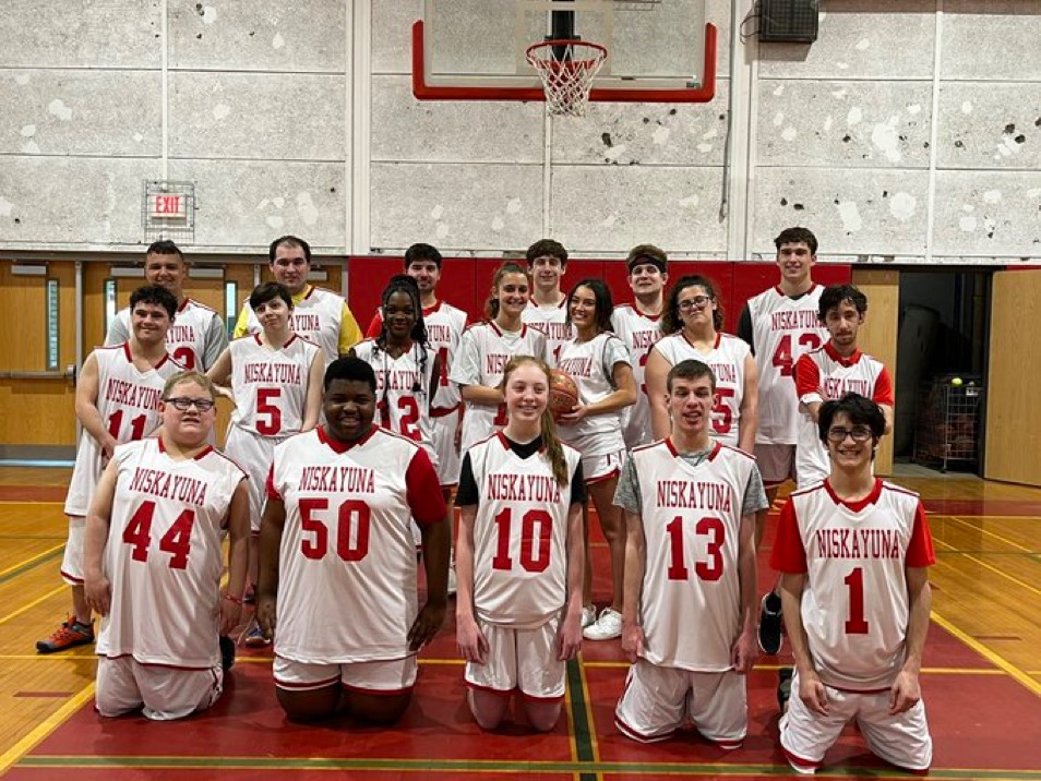 Niskayuna Unified Basketball team photo