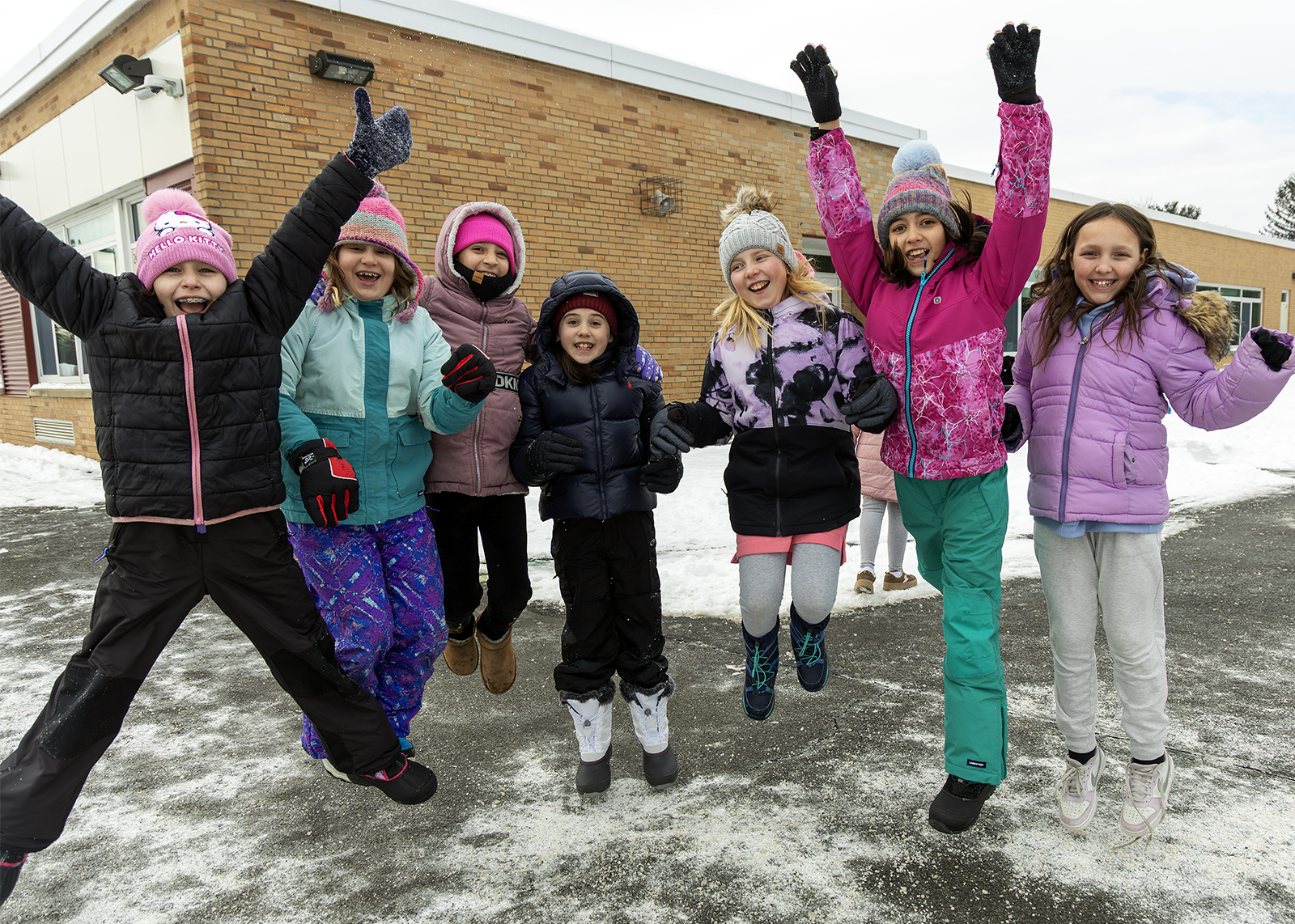 elementary school kids at recess