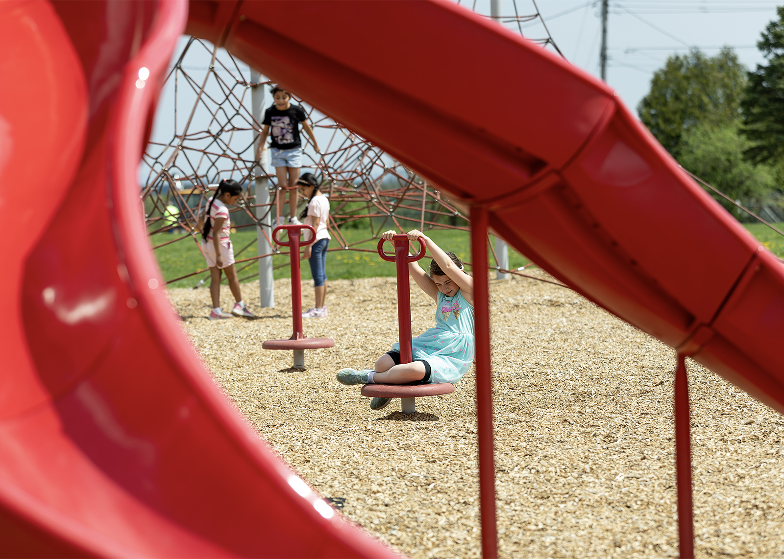 elementary students playing at recess