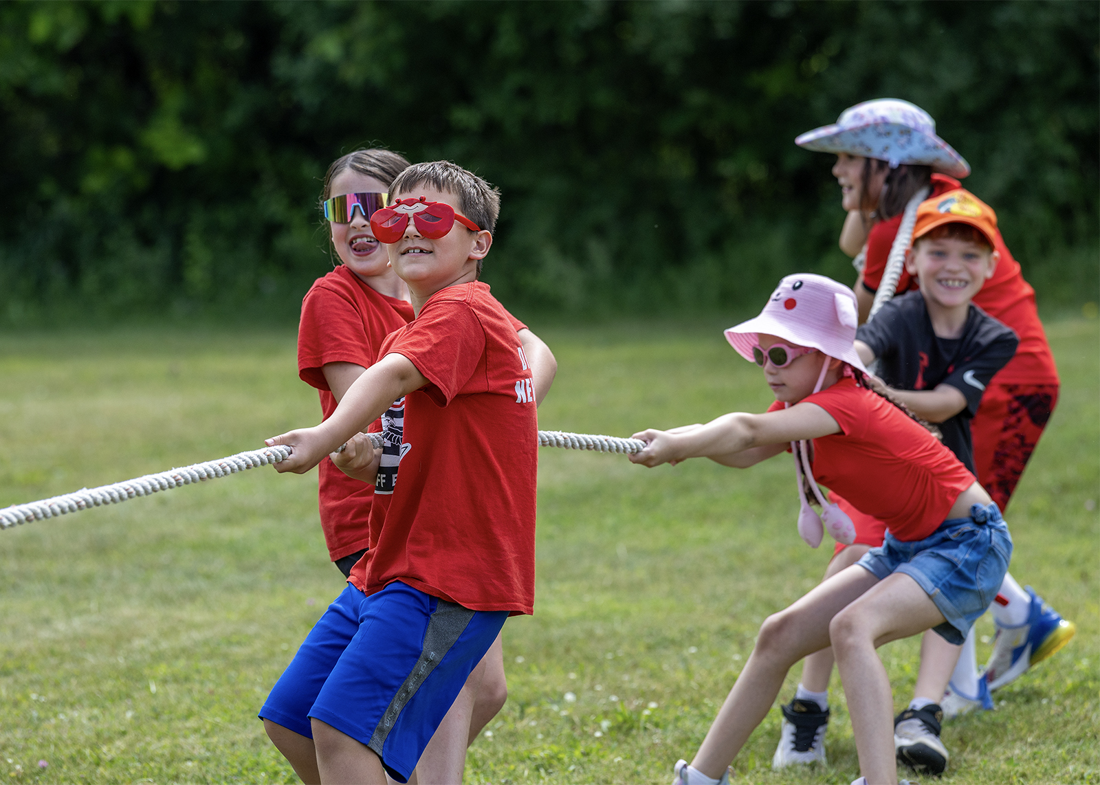 elementary field day tug of war